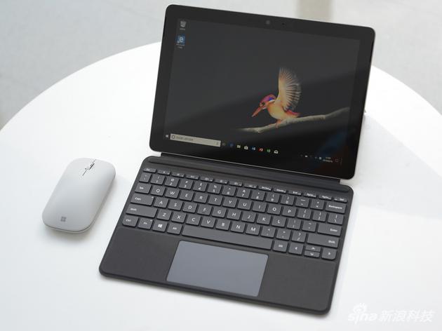 微软Surface Go